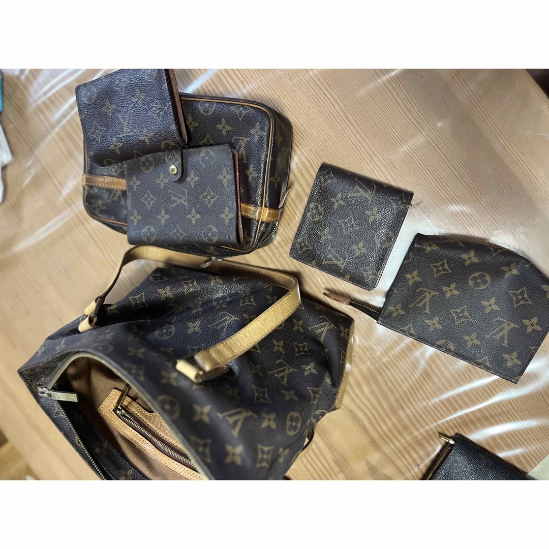 LOUIS VUITTON 小物入れポーチ