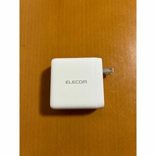 エレコム(ELECOM)のいしかわはりま様専用　エレコム 窒化ガリウム 充電器 100W(バッテリー/充電器)