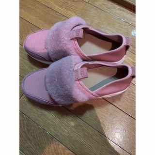 アグ(UGG)の素敵！！アグの靴(ハイヒール/パンプス)