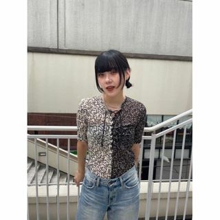 マウジー(moussy)のMOUSSY♡ASYMMETRIC COLOR LACE UP TOP(カットソー(半袖/袖なし))