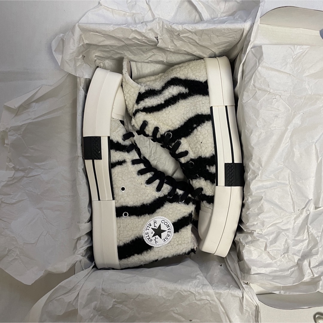 DRKSHDW(ダークシャドウ)の新品 RICKOWENS DRKSHDW x CONVERSE TURBODRK メンズの靴/シューズ(スニーカー)の商品写真