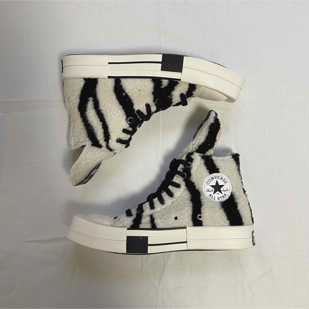 DRKSHDW(ダークシャドウ)の新品 RICKOWENS DRKSHDW x CONVERSE TURBODRK メンズの靴/シューズ(スニーカー)の商品写真