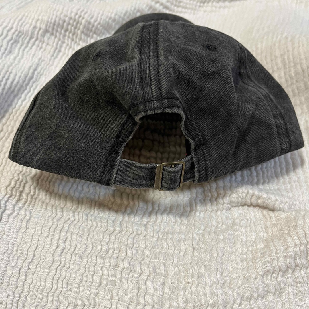 黒　M刺繍キャップ レディースの帽子(キャップ)の商品写真