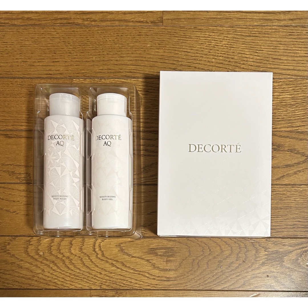 COSME DECORTE(コスメデコルテ)のコスメデコルテ メンバーシップギフト2023 ボディ用洗浄料、ボディ美容液 コスメ/美容のキット/セット(サンプル/トライアルキット)の商品写真