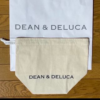 ディーンアンドデルーカ(DEAN & DELUCA)のDEAN&DELUCAロゴ入り巾着型ポーチとブルーボトルコーヒー巾着(ポーチ)