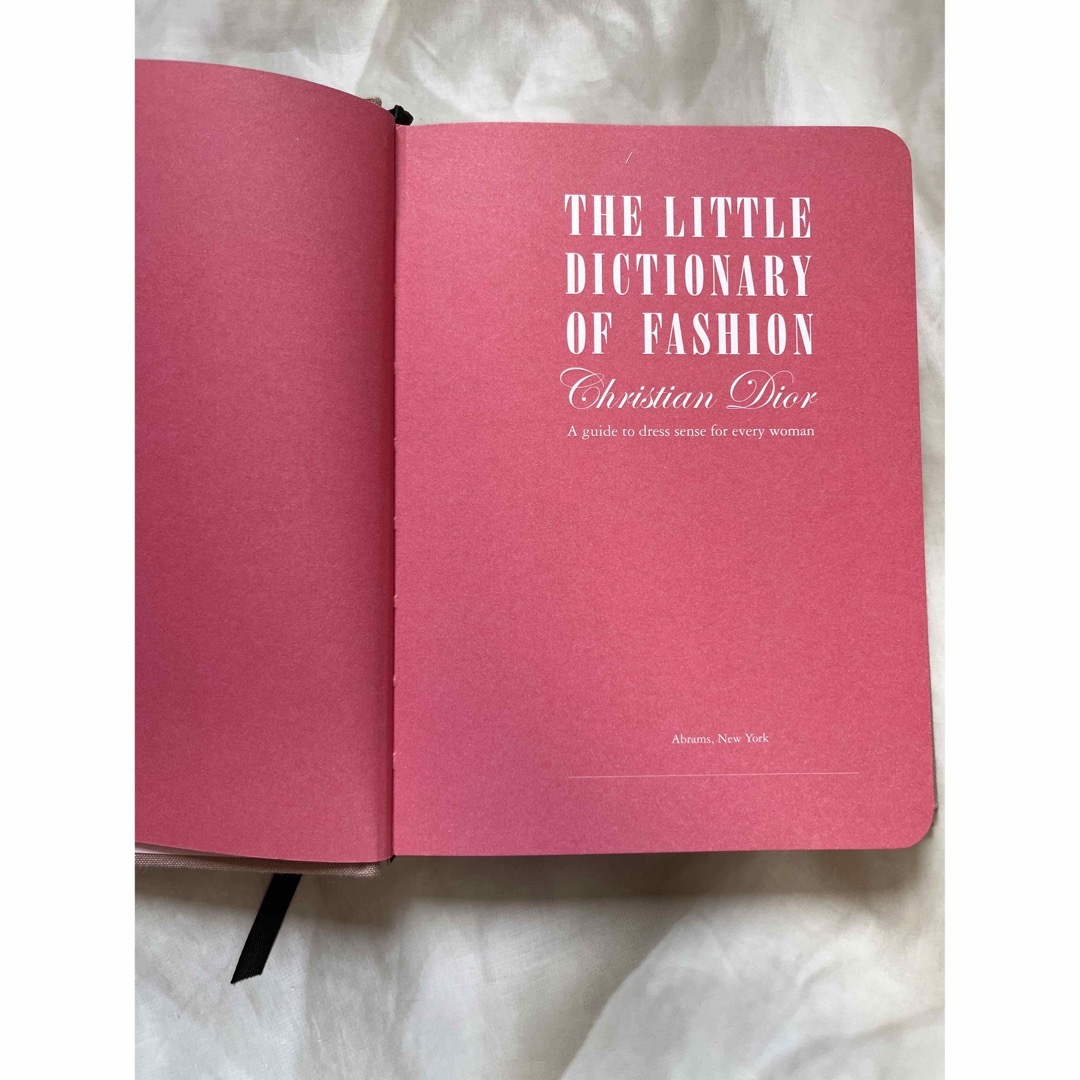 Dior(ディオール)の⚠️専用DIOR ディオール　インテリア　ブック　BOOK ファッションブック エンタメ/ホビーの本(洋書)の商品写真