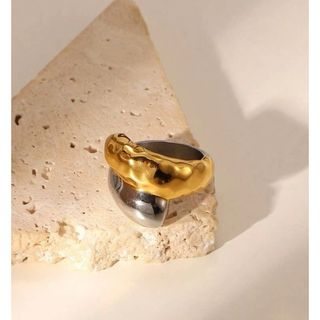 ザラ(ZARA)の【bi-color cross ring】#074 18k(リング(指輪))