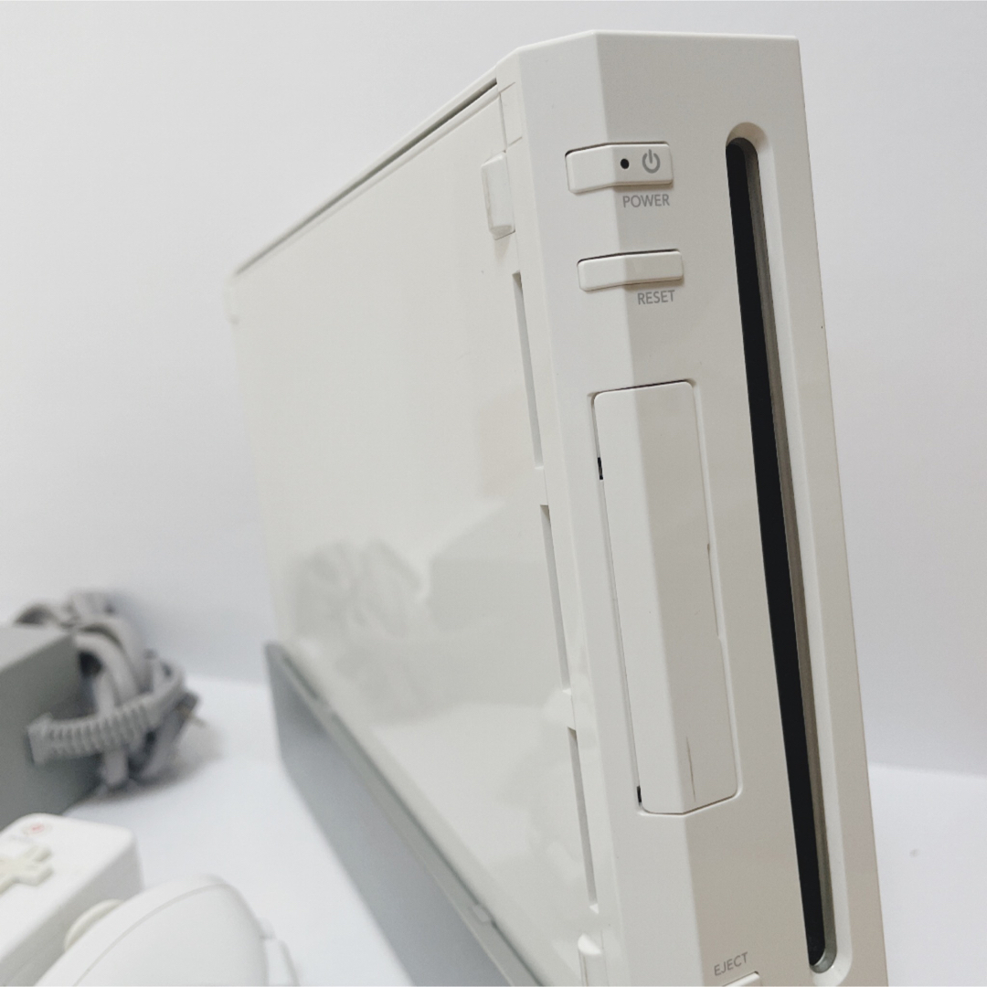 Wii - 【正規品】Wii 本体 セット 周辺機器やソフトも同封可能 Wii - 【正規品】Wii 本体 セット 周辺機器やソフトも同封可能