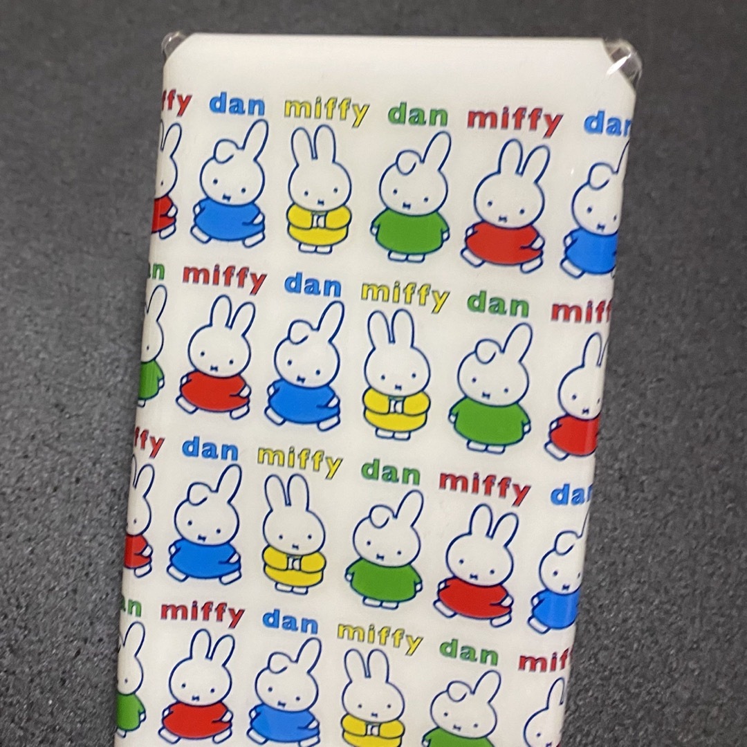 miffy(ミッフィー)の未使用ミッフィーペンケース　マルチケース　 エンタメ/ホビーのおもちゃ/ぬいぐるみ(キャラクターグッズ)の商品写真