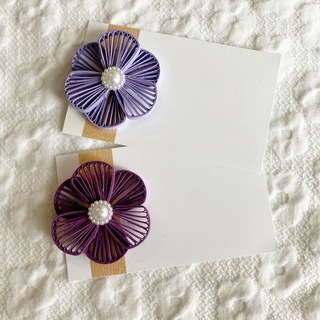 ペーパークイリング　紫のお花のメッセージカード(カード/レター/ラッピング)