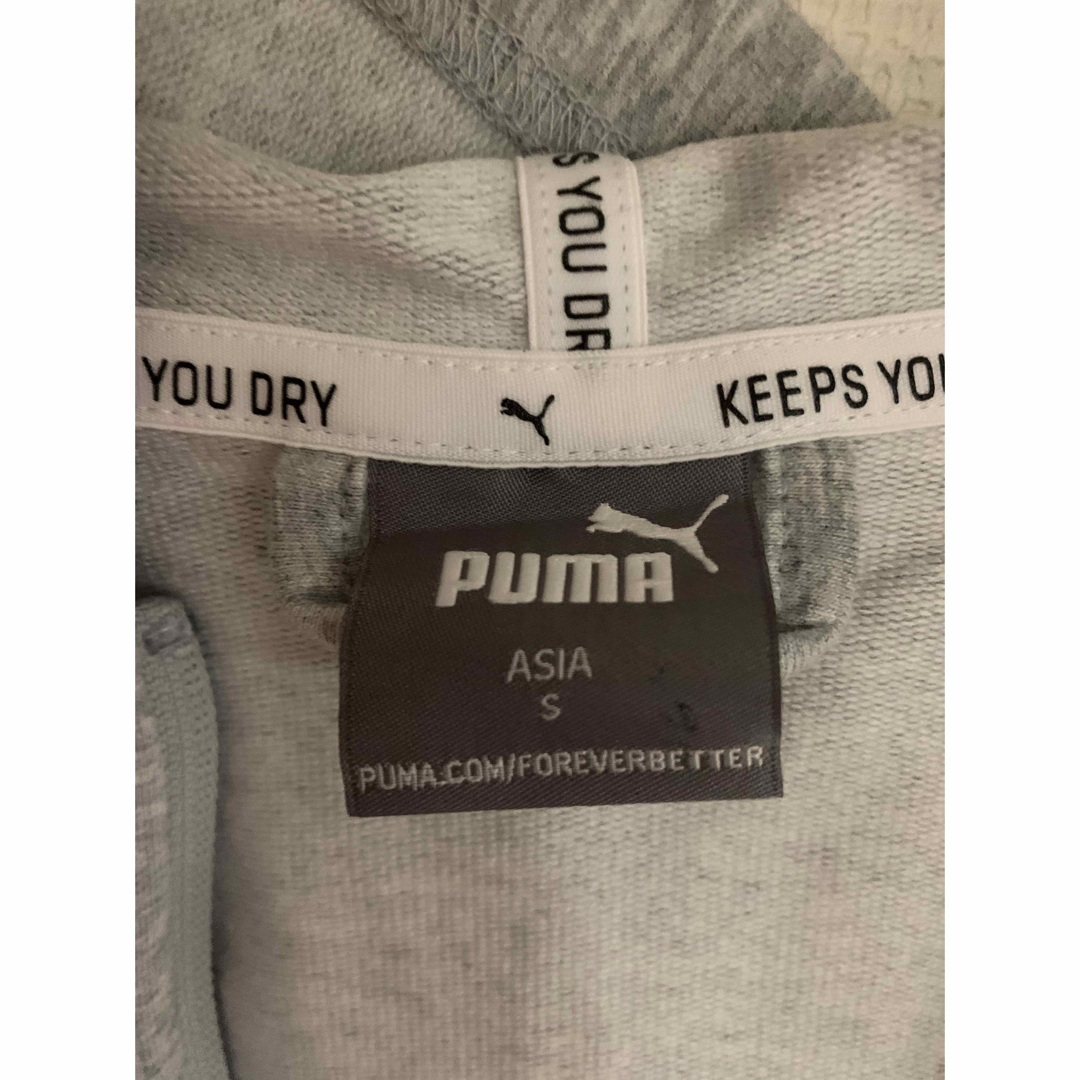 PUMA(プーマ)のPUMA パーカー　Sサイズ レディースのトップス(パーカー)の商品写真