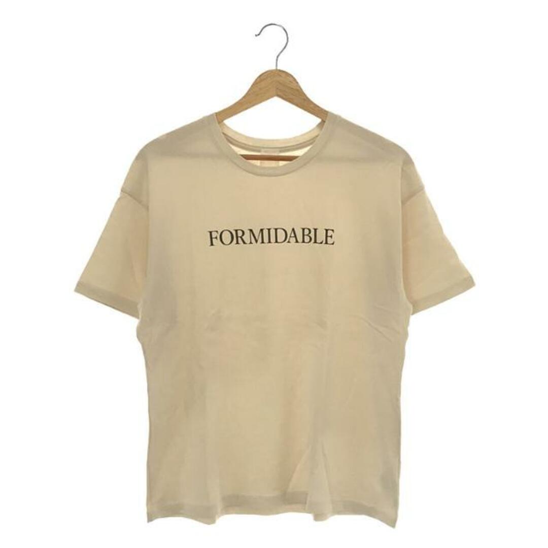 IENA(イエナ)の【美品】  IENA / イエナ | FORMIDABLE ロゴプリントＴシャツ | F | ナチュラル | レディース レディースのトップス(Tシャツ(半袖/袖なし))の商品写真