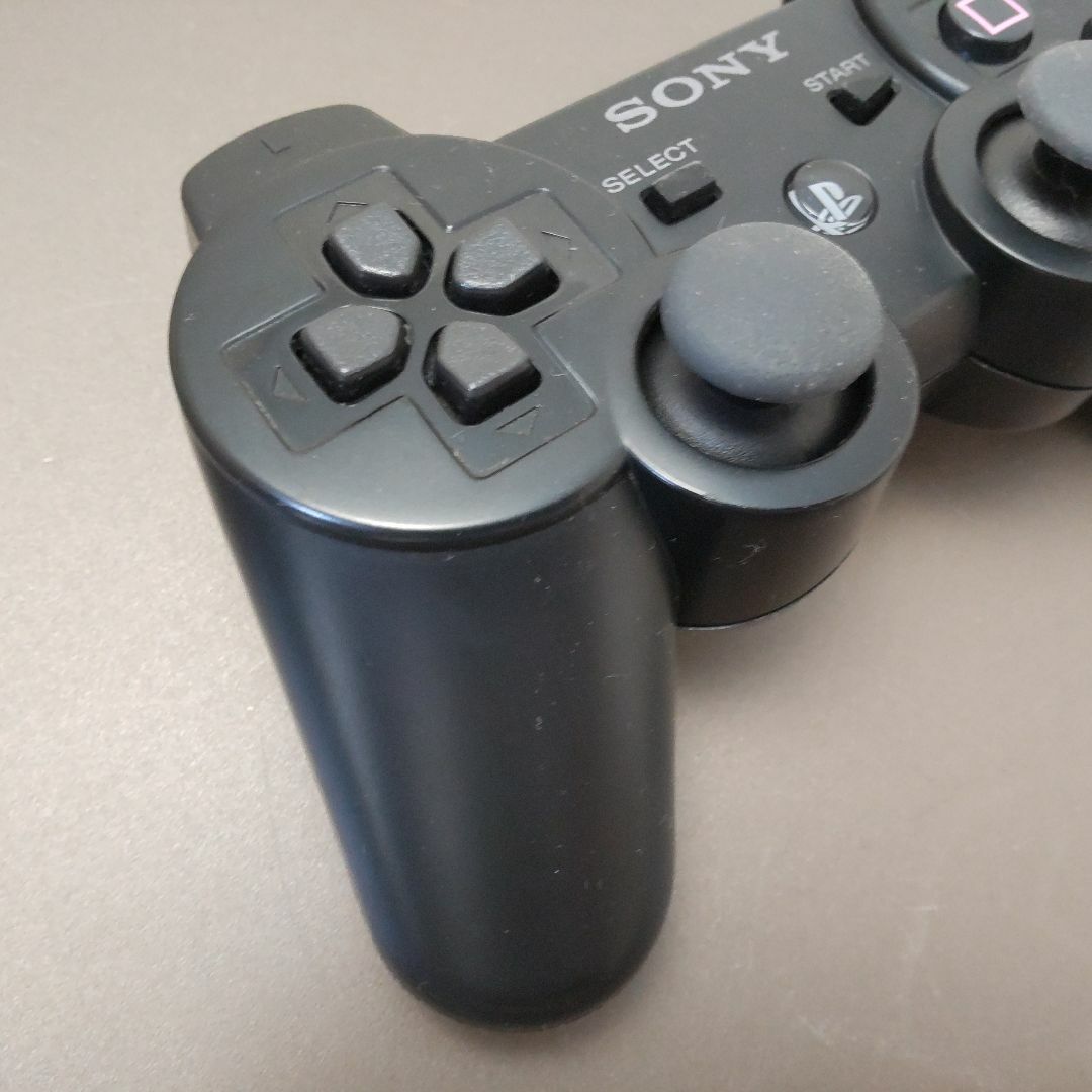 PlayStation3(プレイステーション3)の安心の整備済み！◆PS3コントローラー DUALSHOCK3◆中古◆16 エンタメ/ホビーのゲームソフト/ゲーム機本体(その他)の商品写真