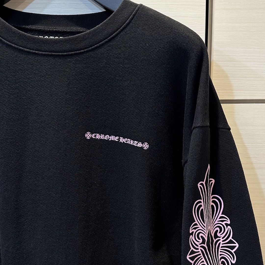 Chrome Hearts(クロムハーツ)の【XL】 21AW クロムハーツ マッティボーイ ピンク アーチロゴ スウェット メンズのトップス(スウェット)の商品写真