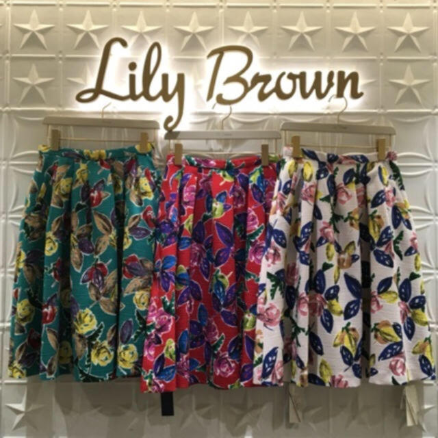 Lily Brown(リリーブラウン)の人気完売商品♡ レディースのスカート(ひざ丈スカート)の商品写真