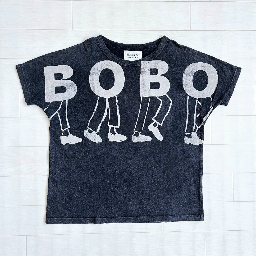 こども ビームス(コドモビームス)の美品★ BOBO CHOSES プリントTシャツ 4-5Y 110cm ブラック キッズ/ベビー/マタニティのキッズ服男の子用(90cm~)(Tシャツ/カットソー)の商品写真