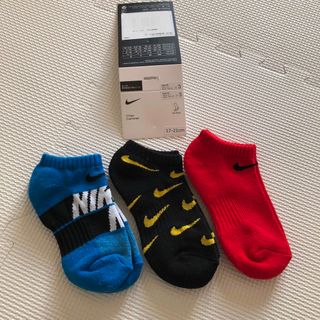 ナイキ(NIKE)のNIKE キッズ靴下　新品未使用(靴下/タイツ)