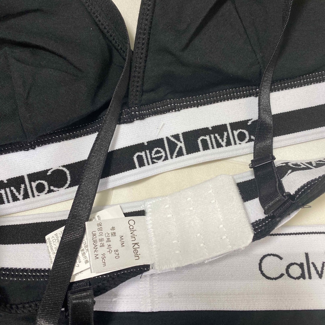 Calvin Klein(カルバンクライン)のカルバンクライン セットアップ レディースの下着/アンダーウェア(ブラ&ショーツセット)の商品写真