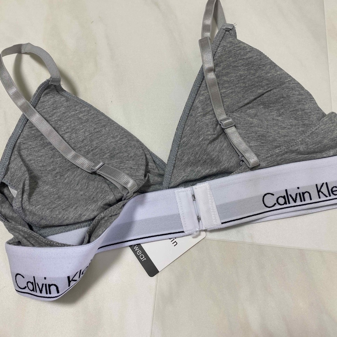 Calvin Klein(カルバンクライン)のカルバンクライン レディースの下着/アンダーウェア(ブラ&ショーツセット)の商品写真