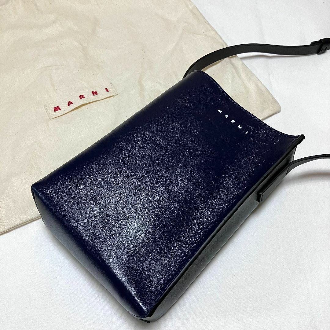 新品 23ss MARNI ショルダーバッグ 黒紺 5102 | フリマアプリ ラクマ