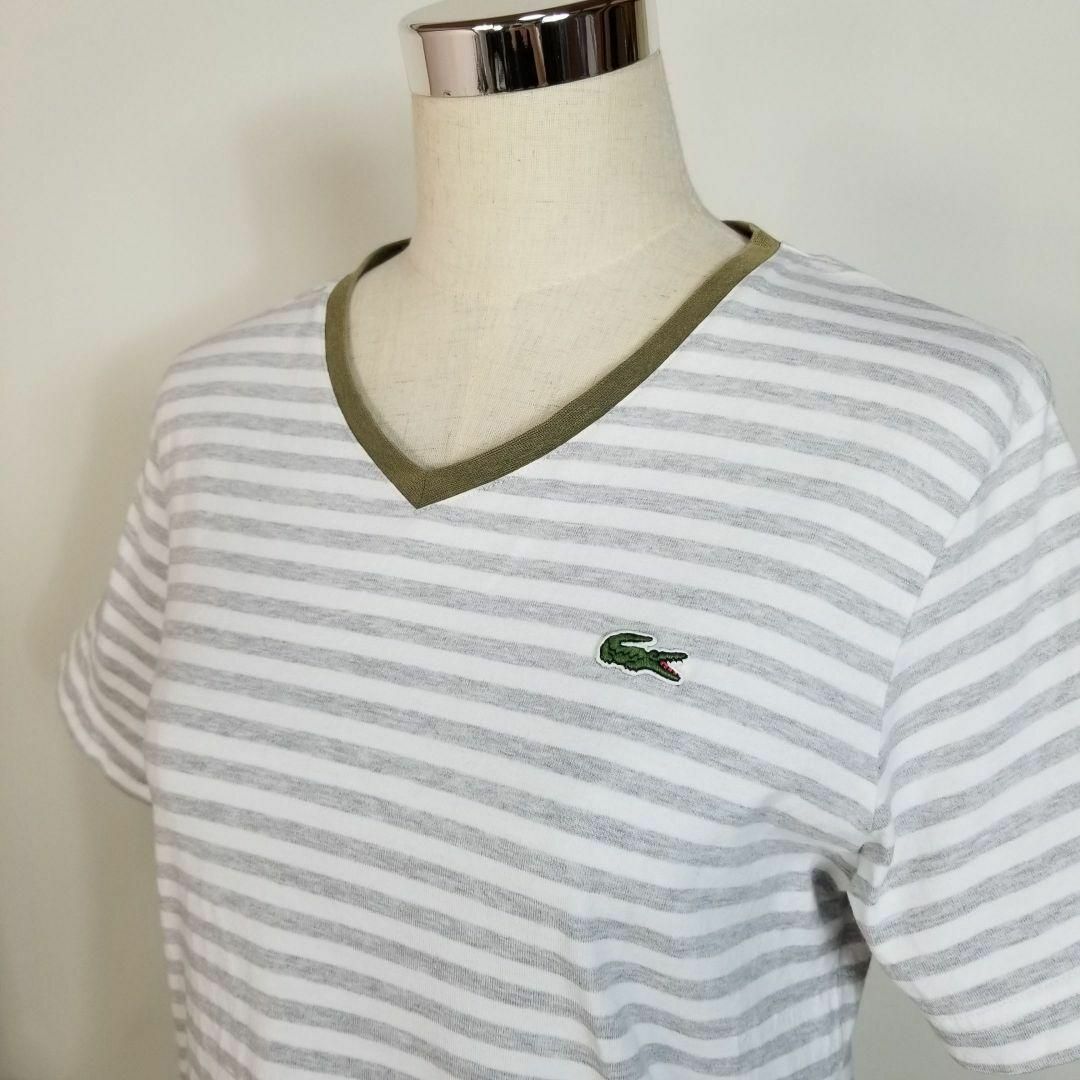 LACOSTE(ラコステ)のラコステVネックカットソー刺繍ロゴ半袖ボーダー柄Tシャツ3マルチ色ゴルフ テニス レディースのトップス(Tシャツ(半袖/袖なし))の商品写真