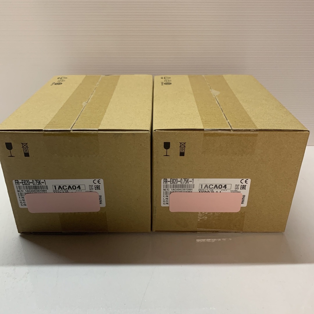 新品未開封 三菱電機 FR-E820-0.75K-1 インバータ 2台 - www