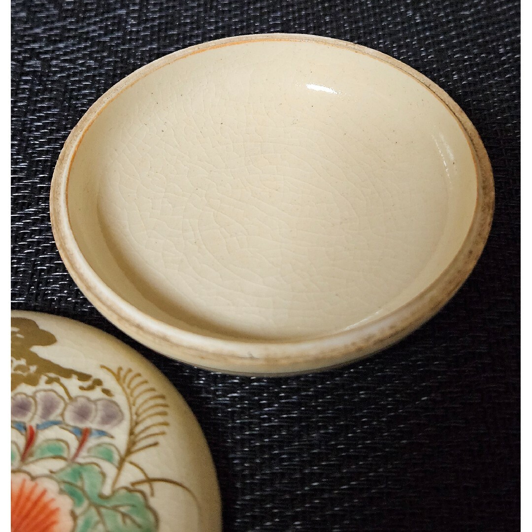 明治時代~大正時代 古薩摩 色絵薩摩 草花の図 香合 茶道具 茶器 明治時代~大正時代 古薩摩 色絵薩摩 草花の図 香合 茶道具 茶器