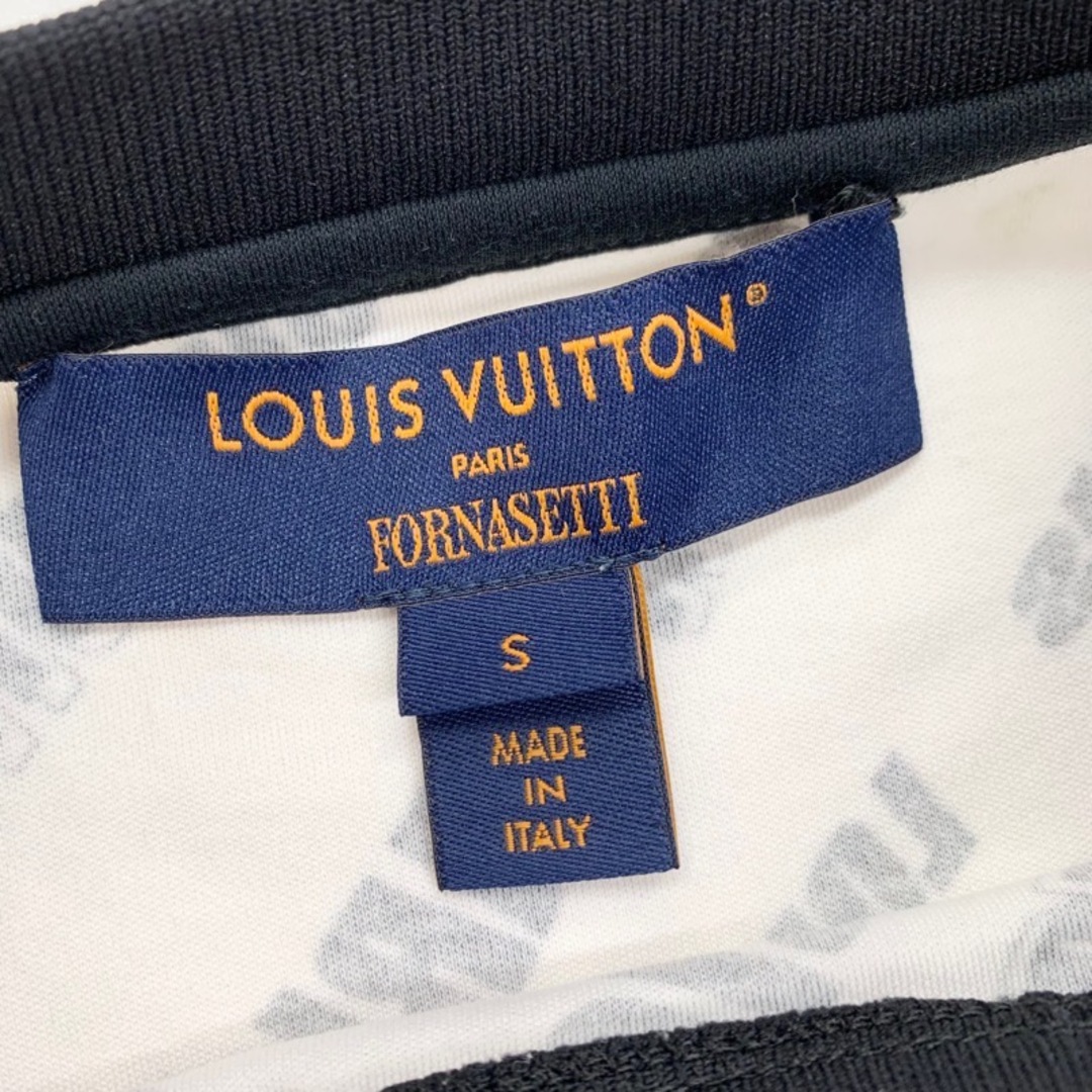 LOUIS VUITTON(ルイヴィトン)のルイヴィトン LOUIS VUITTON トップス コットン マルチカラー フォルナセッティ スランティドシグネチャー ベースTシャツ ロゴ 半袖 レディースのトップス(Tシャツ(半袖/袖なし))の商品写真