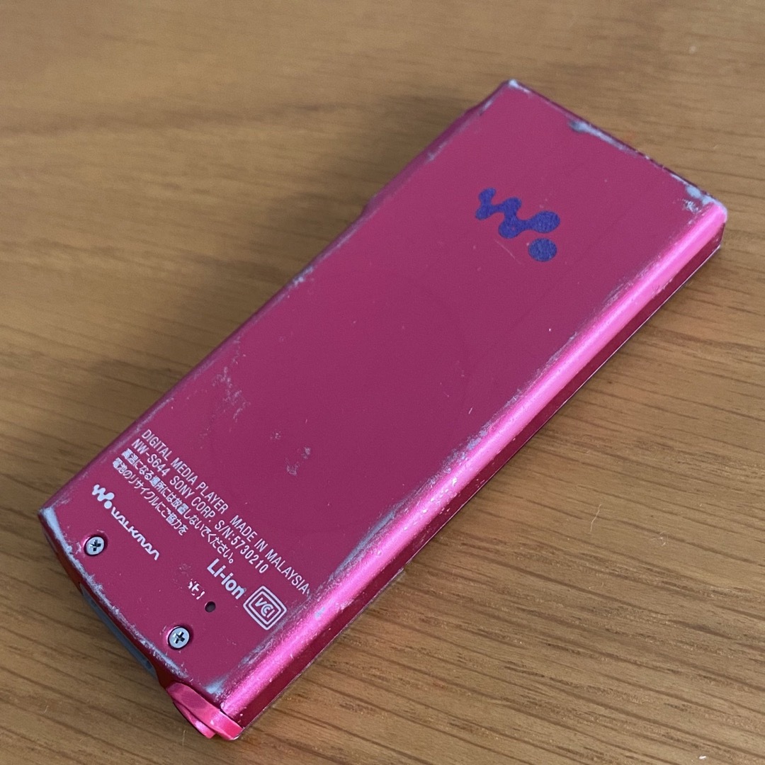 WALKMAN(ウォークマン)のSONY ウォークマン ピンク NW-S644 スマホ/家電/カメラのオーディオ機器(ポータブルプレーヤー)の商品写真