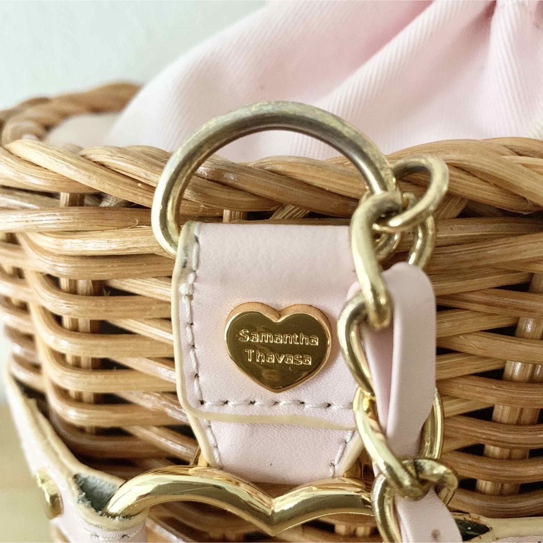 Samantha Thavasa(サマンサタバサ)のサマンサタバサのカゴバッグ　ピンク　Samantha Thavasa レディースのバッグ(かごバッグ/ストローバッグ)の商品写真