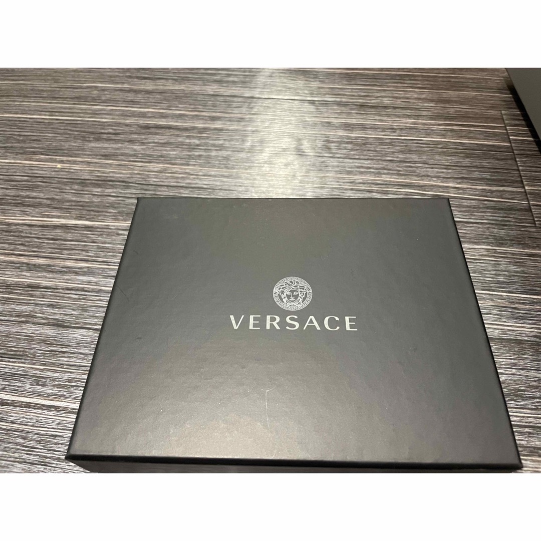 Versaceヴェルサーチ 二つ折り財布定価58500円を半額以下 5