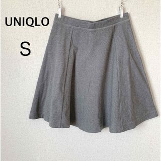 ユニクロ(UNIQLO)の【美品】UNIQLO スカート S フレアミニスカート グレー(ミニスカート)