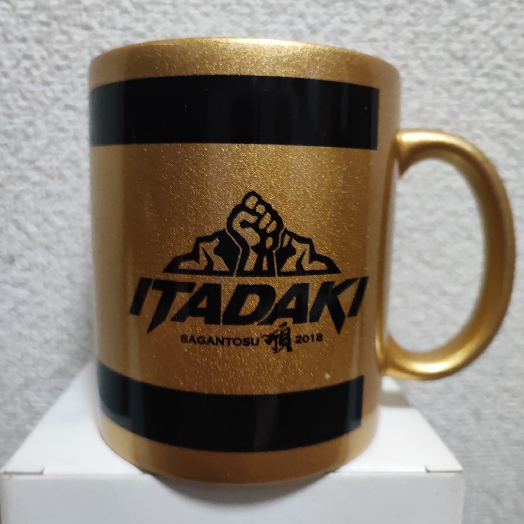 サガン鳥栖  マグカップ ITADAKI  ゴールド スポーツ/アウトドアのサッカー/フットサル(応援グッズ)の商品写真