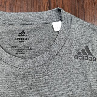 アディダス(adidas)のアディダス　スポーツTシャツ　サイズМ(ウェア)