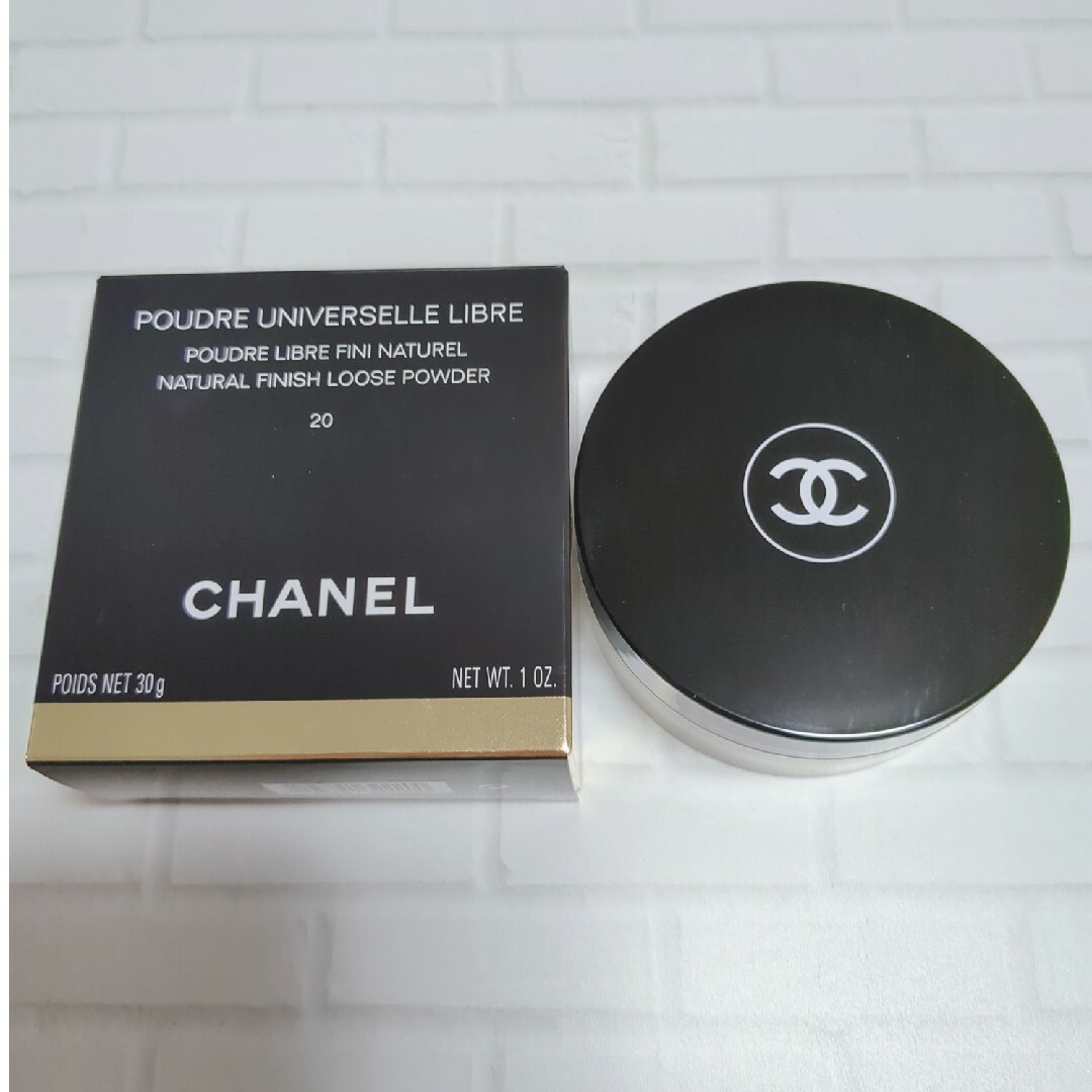 CHANEL(シャネル)のシャネル プードゥル ユニヴェルセル リーブル N 20 コスメ/美容のベースメイク/化粧品(フェイスパウダー)の商品写真