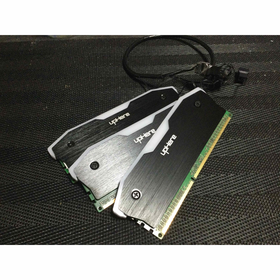 メモリカードRGBヒートシンク3個セット❣️ スマホ/家電/カメラのPC/タブレット(PCパーツ)の商品写真
