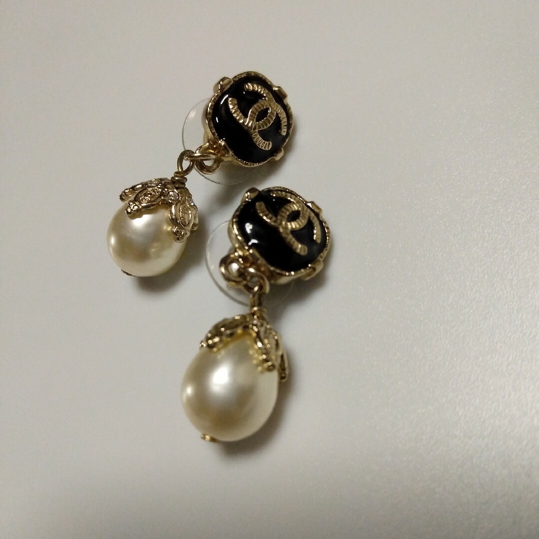 正規品シャネルパールピアス(ゴールド)- 正規品シャネルパールピアス(ゴールド)-