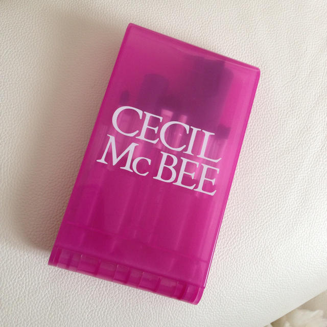 CECIL McBEE(セシルマクビー)のマクビーメイクセット🎶クマさんカバー コスメ/美容のベースメイク/化粧品(その他)の商品写真