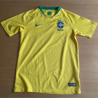 ナイキ(NIKE)のNIKE☆ナイキ　ブラジル代表ユニフォーム☆147-158cm(Tシャツ/カットソー)