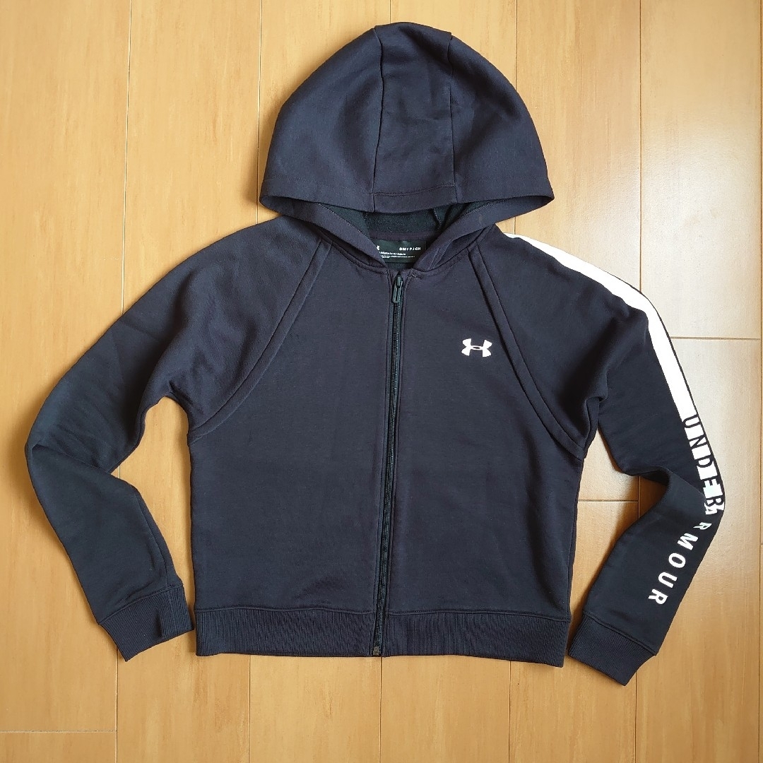 新品　UNDER ARMOUR アンダーアーマー 裏起毛パーカー　Mサイズ