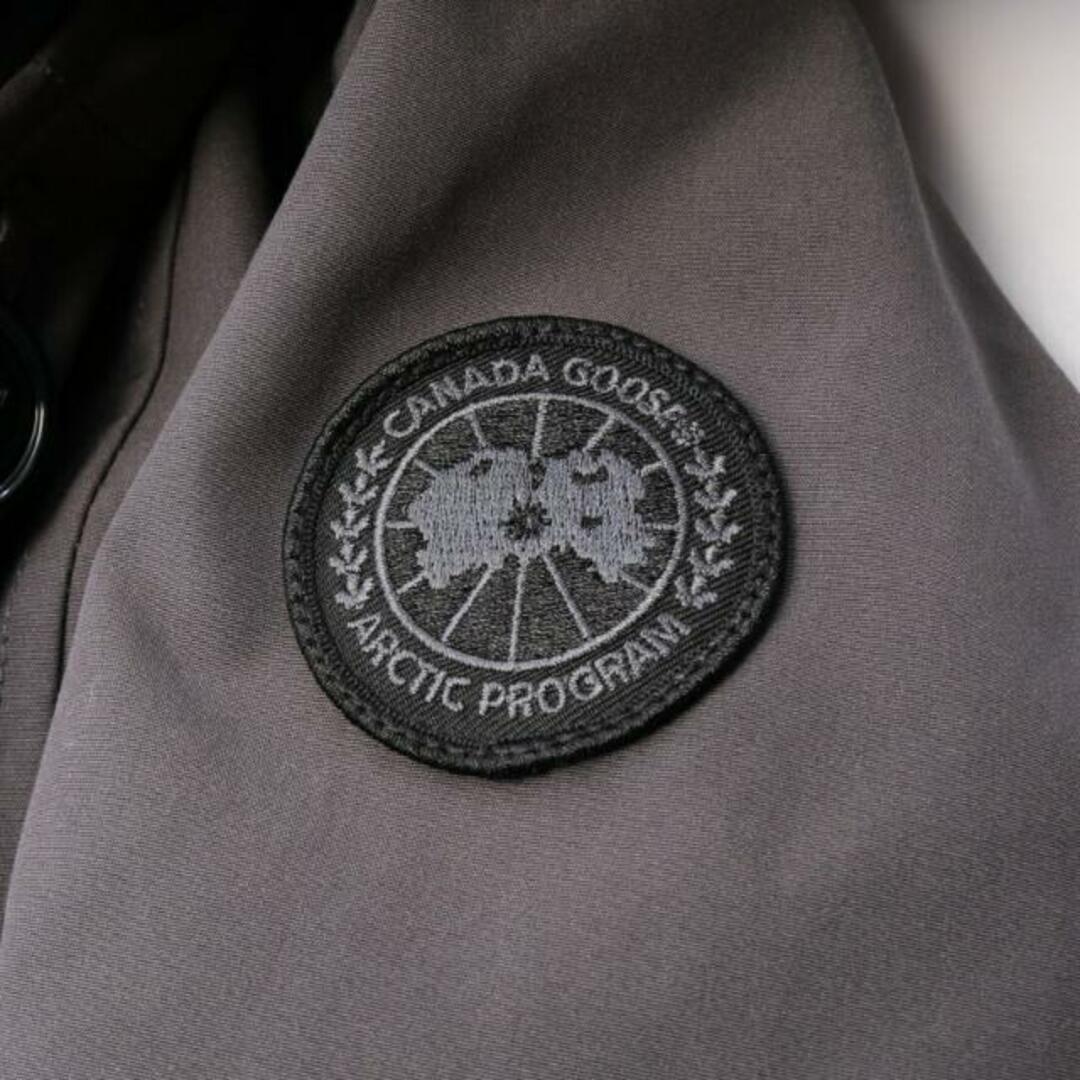 CANADA GOOSE(カナダグース)のROSSCLAIR PARKA BLACK LABEL ロスクレア ダウンコート グレー レディースのジャケット/アウター(ダッフルコート)の商品写真