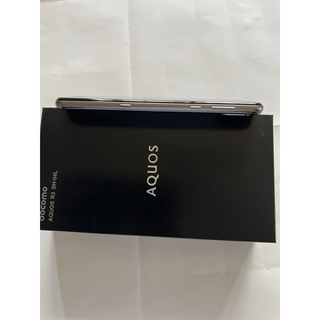 AQUOS R3 ジャンクの通販 by さっちゃん's shop|ラクマ