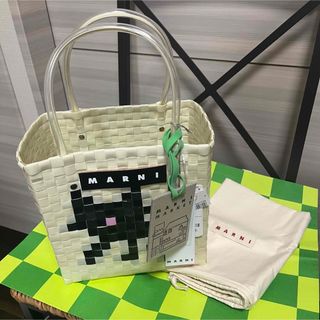 マルニ(Marni)の【えな⭐︎様専用】MARNI MARKET 猫 かごバッグ(かごバッグ/ストローバッグ)