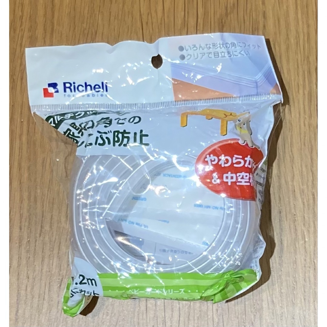 Richell(リッチェル)のコーナーゴムパット　引き出しロック　セット キッズ/ベビー/マタニティの寝具/家具(コーナーガード)の商品写真