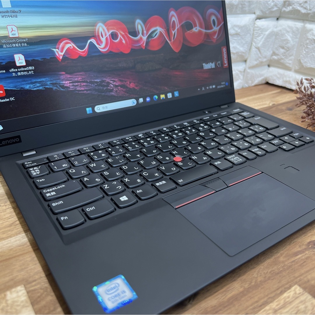 【美品】Thinkpad X1 Carbon☘爆速SSD256GB☘i5第8世代