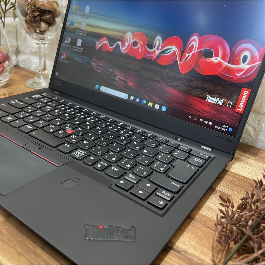 【極美品】Thinkpad X1 Carbon☘SSD256GB☘ i5第8世代