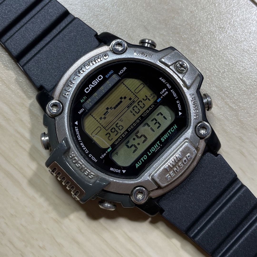 CASIO PROTREK TWIN SENSOR ALTI-THERMO腕時計-