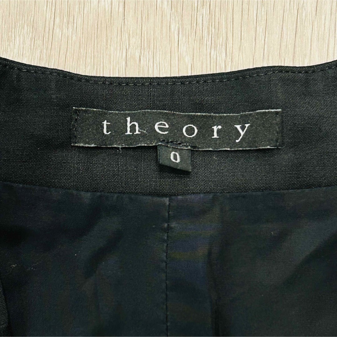 超美品　theory ノーカラージャケット　クレープ　ブラック　0