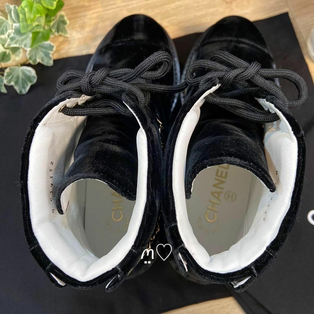CHANEL - 新品 22AW CHANEL シャネル レースアップブーツ 37.5 ココ CHANEL - 新品 22AW CHANEL シャネル レースアップブーツ 37.5 ココ