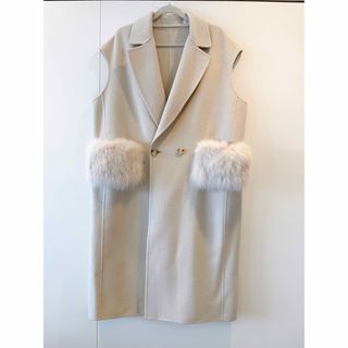 明日まで　新品　石井毛皮(u-big）10％カシミヤ90%ウール　ジレ